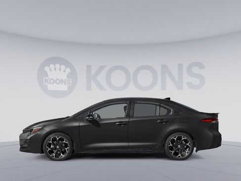 Used 2025 Toyota Corolla FX w/ Convenience Package FWD image 4