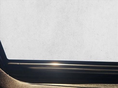 Used 2023 Buick Enclave Premium w/ Experience Buick Package image 16