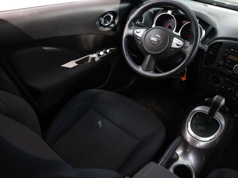Used 2013 Nissan Juke S w/ Sport Pkg FWD image 21