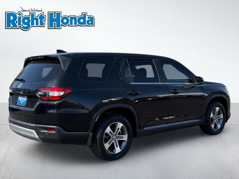 Used 2024 Honda Pilot EX-L image 8
