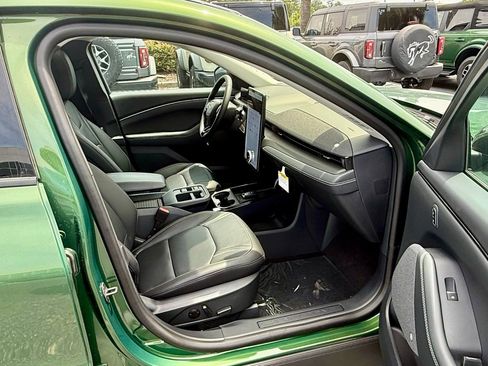 New 2025 Ford Mustang Mach-E Premium image 12