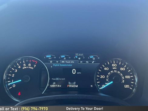 Used 2019 Ford F150 Platinum w/ Equipment Group 701A Luxury AWD/4WD image 19