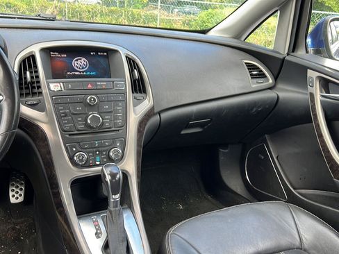 Used 2013 Buick Verano Premium FWD image 10