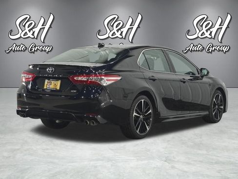 Used 2020 Toyota Camry XSE FWD image 22