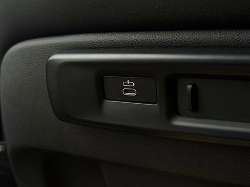 Used 2023 BMW X5 xDrive45e w/ Executive Package image 24