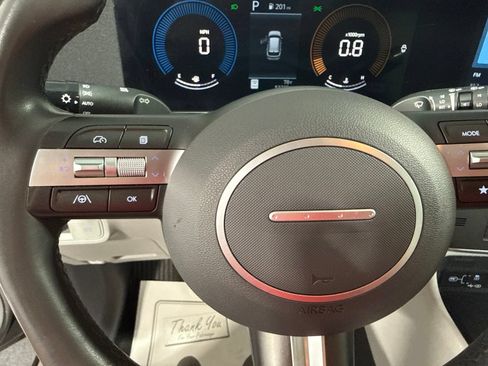 Used 2024 Hyundai Kona SEL AWD/4WD image 36