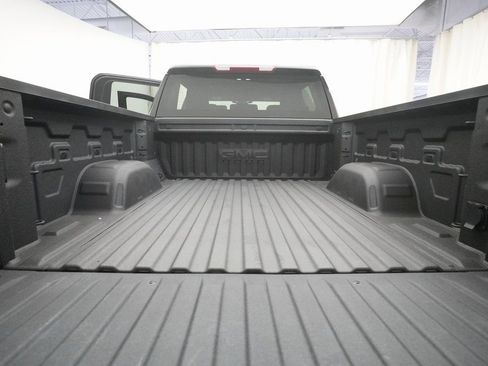 Used 2025 GMC Sierra 1500 Elevation image 10