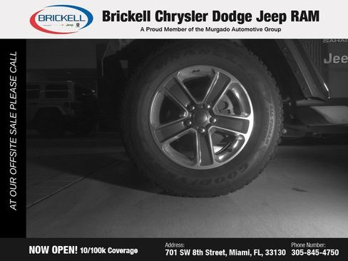 Used 2018 Jeep Wrangler Unlimited Sahara image 25