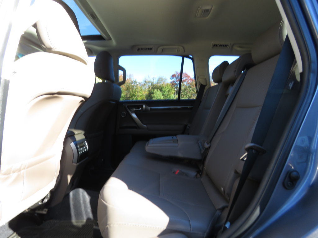 Used 2022 Lexus GX 460 Premium w/ Premium Plus Package AWD/4WD image 19