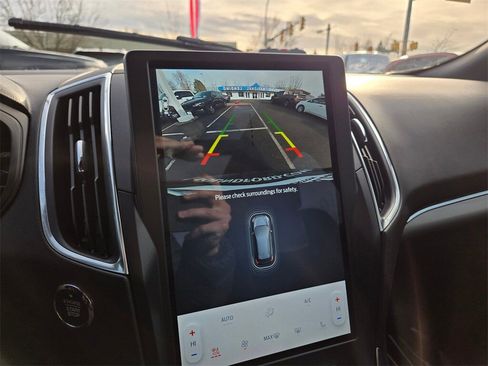 Used 2022 Ford Edge ST w/ Equipment Group 401A image 15