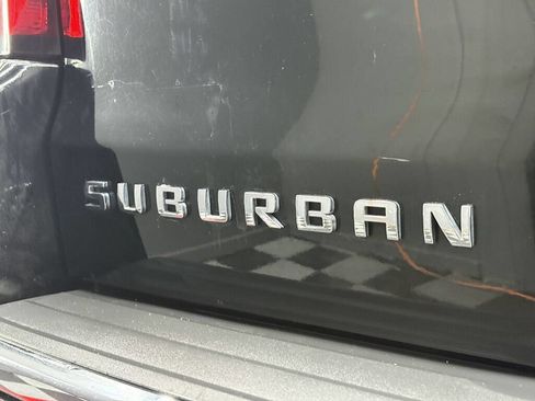 Used 2015 Chevrolet Suburban LTZ image 36