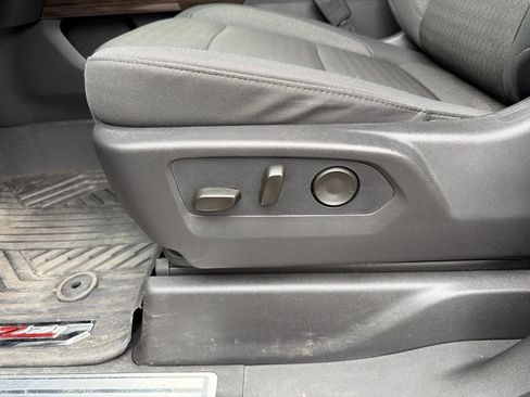 Used 2026 Chevrolet Silverado 1500 LT Trail Boss AWD/4WD image 16