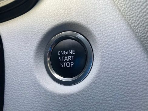 Used 2025 Toyota Corolla SE FWD image 19