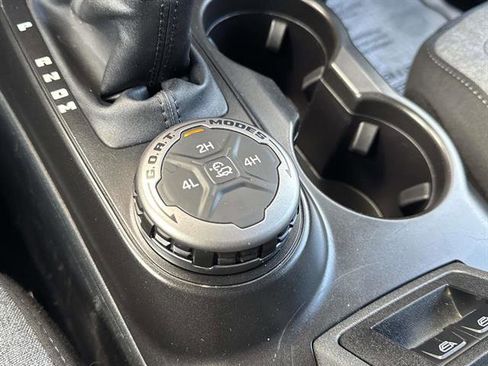 Used 2022 Ford Bronco Big Bend image 22