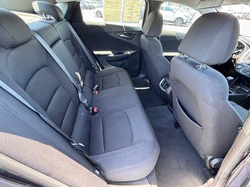 Used 2023 Chevrolet Malibu LT FWD image 13