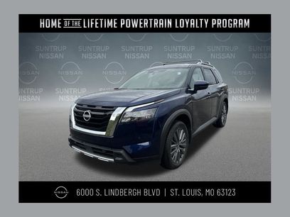 Used 2025 Nissan Pathfinder SL w/ SL Premium Package