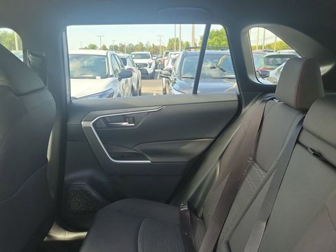 New 2025 Toyota RAV4 SE image 10