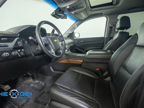 Used 2020 Chevrolet Tahoe Premier AWD/4WD image 11