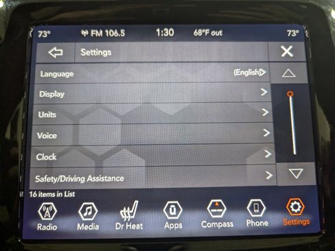 Used 2019 Jeep Cherokee Limited image 24