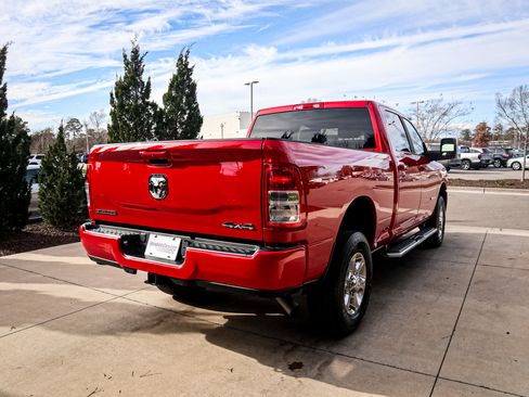Used 2024 RAM 2500 Big Horn w/ Sport Appearance Package image 10
