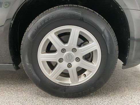 Used 2012 Chrysler Town & Country Touring image 22