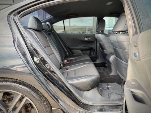 Used 2016 Honda Accord Sport image 15