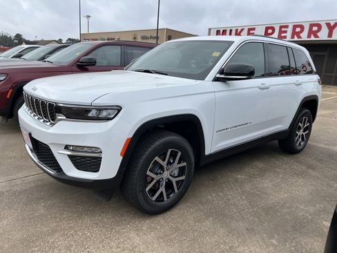 New 2025 Jeep Grand Cherokee Limited image 3