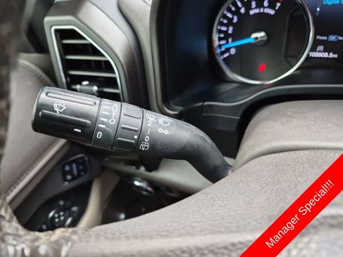 Used 2019 Ford Expedition Limited RWD image 25