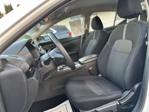 Used 2024 Nissan Sentra SV image 15