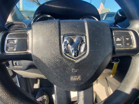 Used 2014 RAM C/V Tradesman FWD image 14