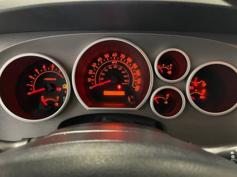 Used 2011 Toyota Tundra 4x4 Double Cab image 10