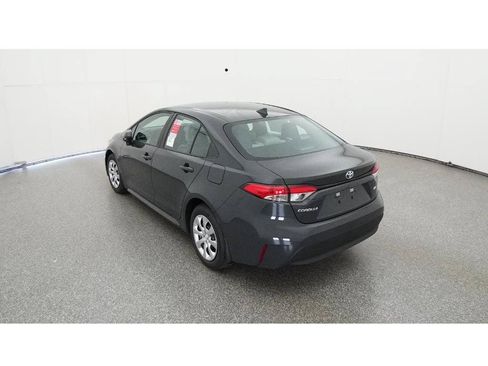 Used 2025 Toyota Corolla LE FWD image 6
