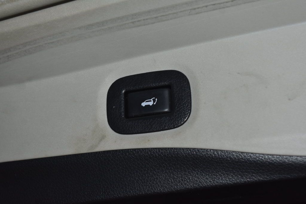 Used 2019 Nissan Rogue SV FWD image 28