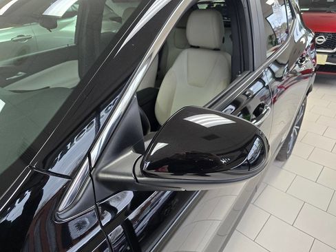 Used 2023 Buick Encore GX Select AWD/4WD image 8