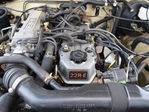 Used 1988 Toyota Pickup SR5 image 72