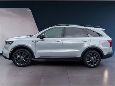 Certified 2023 Kia Sorento SX Prestige image 2