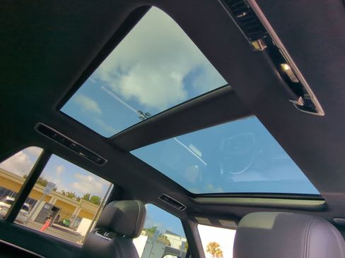 Used 2023 Land Rover Range Rover SE AWD/4WD image 23