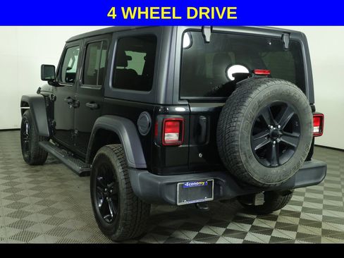 Used 2019 Jeep Wrangler Unlimited Sport AWD/4WD image 4