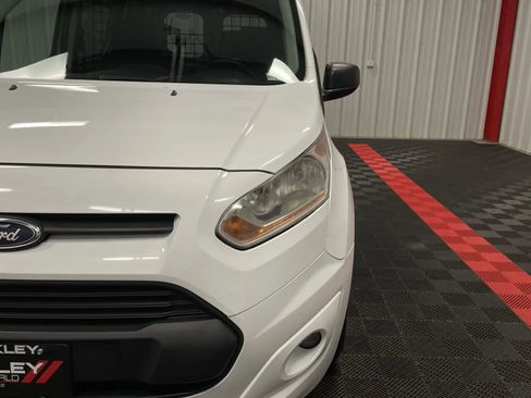 Used 2016 Ford Transit Connect XLT image 9