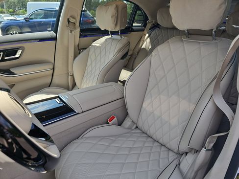 New 2026 Mercedes-Benz S 580 4MATIC Sedan image 16