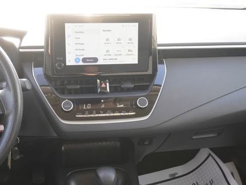 Used 2023 Toyota Corolla LE image 14