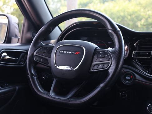 Used 2024 Dodge Durango GT RWD image 9