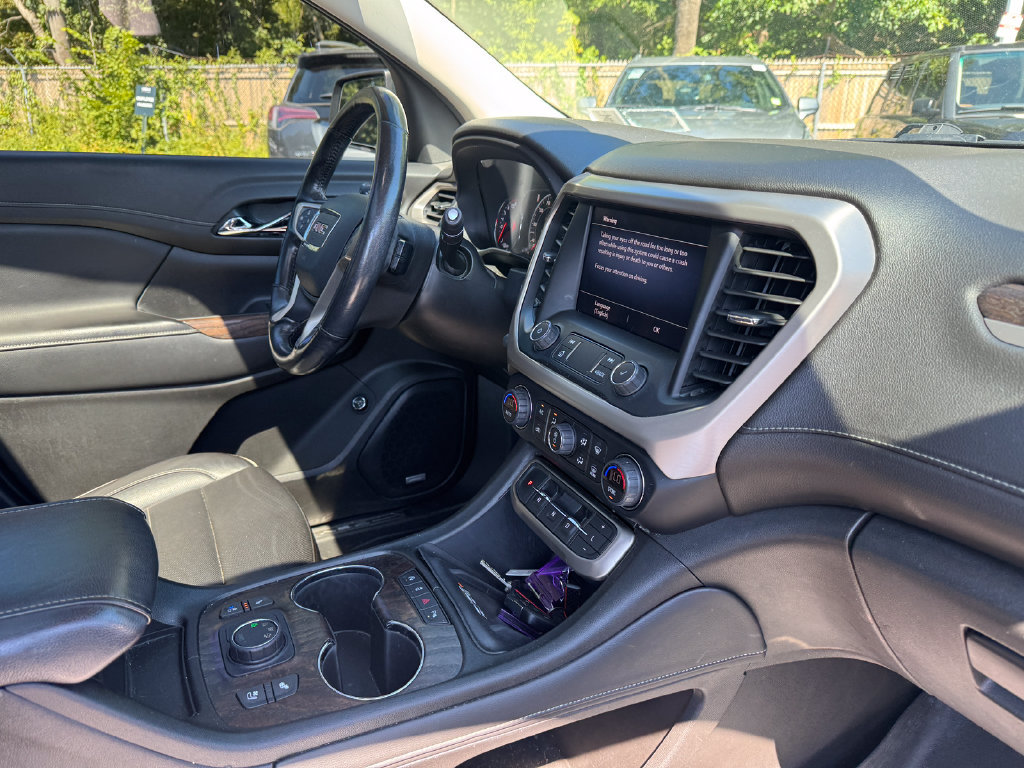 Used 2020 GMC Acadia Denali AWD/4WD image 26