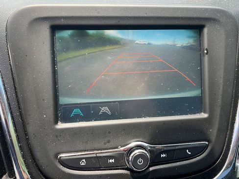 Used 2018 Chevrolet Equinox LT AWD/4WD image 14
