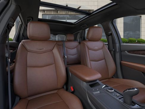 New 2026 Cadillac XT5 Premium Luxury w/ Driver Assist Package AWD/4WD image 17