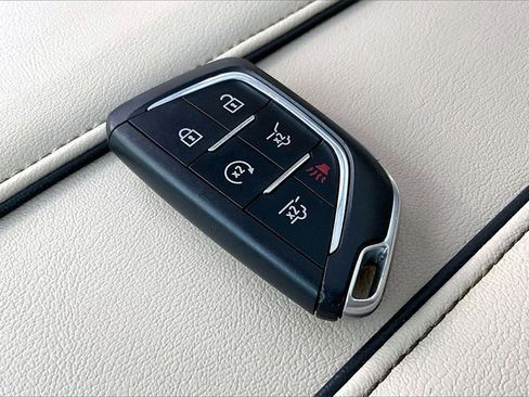 Certified 2023 Cadillac Escalade Premium Luxury w/ Performance Package image 10