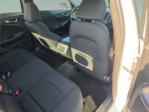 Used 2025 Chevrolet Malibu LT FWD image 24