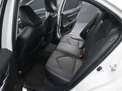Used 2023 Toyota Camry XSE w/ Navigation Package FWD image 16