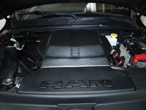 Used 2019 RAM 1500 Laramie image 41