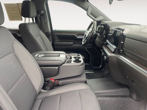 Used 2022 Chevrolet Silverado 1500 RST AWD/4WD image 15